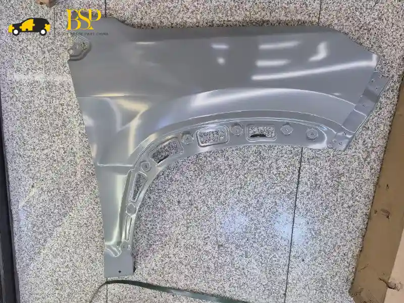 فرق بین گلگیر اصلی و غیر اصلی X22 پرو